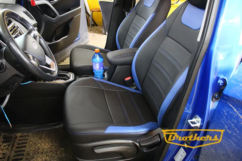 Чехлы на Hyundai Creta, серии "Premium" - синяя строчка, синие вставки