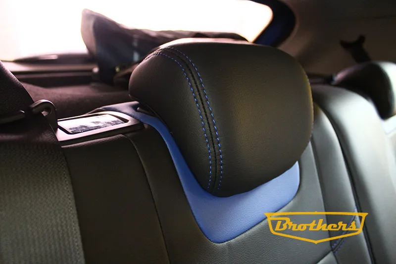 Чехлы на Hyundai Creta, серии "Premium" - синяя строчка, синие вставки