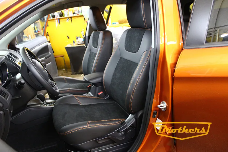 Чехлы на Mitsubishi ASX, серии "Alcantara Full" - оранжевая строчка