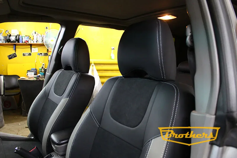 Авточехлы на Субару Форестер 25 с алькантарой - фото сидений (салона автомобиля)