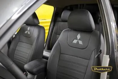 Чехлы на Mitsubishi L 200, серии "Premium" - черная строчка
