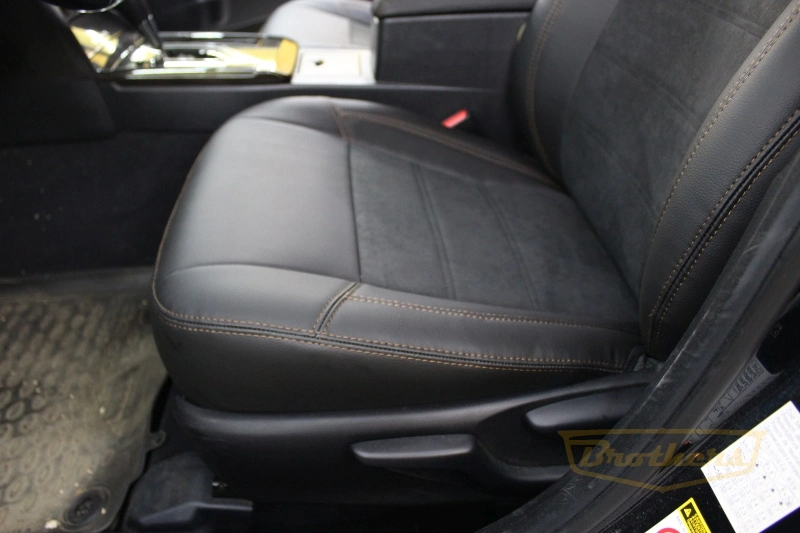 Чехлы на Toyota Camry 50, серии "Alcantara" - коричневая строчка