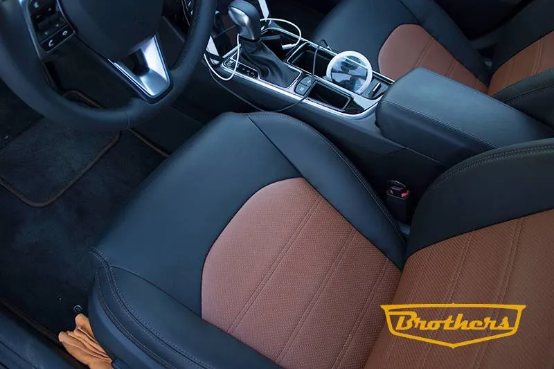 Чехлы на Hyundai Sonata 7, серии "Premium" - коричневая строчка